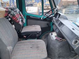 Mercedes-Benz 308 Doka Pritsche AHK