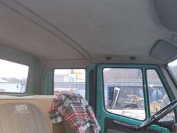 Mercedes-Benz 308 Doka Pritsche AHK