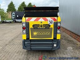 Johnston Bucher Johnston Sweeper CX202 mit EURO 6 Klima