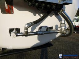 L.A.G. Food tank inox 32 m3 / 3 comp + pump, steaming ...