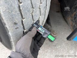 Volvo B5LH 7700 4x2 HYBRID FOR SALE AS IS 3 PCS AVAIL...