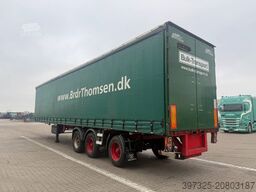 MTDK Curtainsider / Planenauflieger / Gardin
