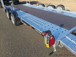 Brian James Trailers A4 Motorsport Trailer Aluf. Reifenregal