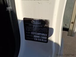 MAN TGL 12.220 BL - E6