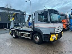 Mercedes-Benz 1327