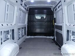 Volkswagen Crafter Kasten 35 2.0 TDi MR NAVI/TEMPO/PDC+/AHK