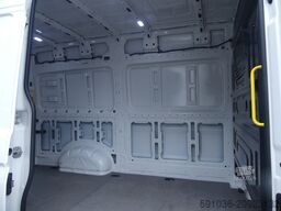 Volkswagen Crafter Kasten 35 2.0 TDi MR NAVI/TEMPO/PDC+/AHK