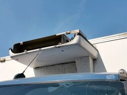 VOLKSWAGEN Crafter 2.0TDI/100KW KÜHLKOFFER/ UNFALL!