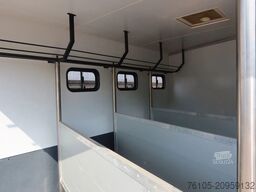 Mercedes-Benz Atego 816 L 3 Paarden/4 Ponies, nieuwe accu's.