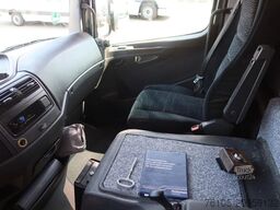 Mercedes-Benz Atego 816 L 3 Paarden/4 Ponies, nieuwe accu's.