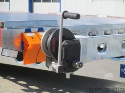 BLYSS Autotransporter 460x203cm 2500kg zGG
