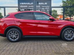 ALFA ROMEO Stelvio 2.2D 16V Business AT8-Q4 - ASSISTS - AHK