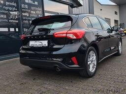 FORD Focus Limo 1.5 TDCi AUT  Cool & Connect