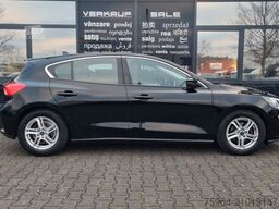 FORD Focus Limo 1.5 TDCi AUT  Cool & Connect