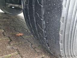 MERCEDES-BENZ Atego 1527 - Pritsche + Palfinger Kran mit FB