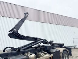 MAN TGM 18.340 4x4 BB TGM 18.340 4x4 BB, Winterdienstausstattung, Hiab LHT 19046 Abrollkipper, Widi Platte