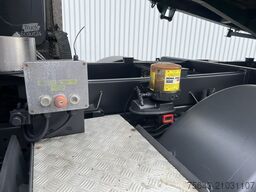 Mercedes-Benz Arocs 3243 K 8x4 Arocs 3243 K 8x4, Ressenig Thermo Alukipper 3-S