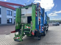 Mercedes-Benz Actros 2032 LA 4x4 Actros 2032 LA 4x4, Faun Variopress 310 ca. 10m³, Zöller Schüttung