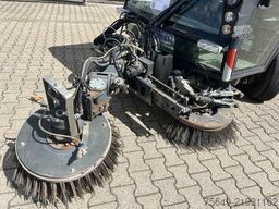 Schmidt Swingo Compact 200 4x2 Swingo Compact 200 4x2, Kehrmaschine