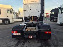 Mercedes-Benz Actros 1851 LS BIG SPACE ADR