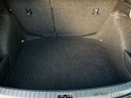 SKODA 1.0TSi DSG First Edition KESSY KAMERA eHK LM17