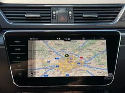 SKODA 2.0TDi DSG Style+ NAVI DCC KAMERA eHK LM19