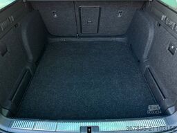SKODA 2.0TDi DSG Style+ NAVI DCC KAMERA eHK LM19