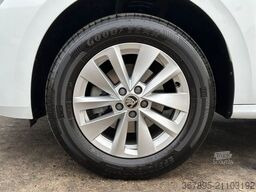 SKODA 1.0TSi Selection V.Cockpit Climatronic AHK LM16