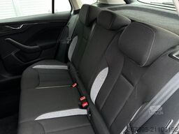 SKODA 1.0TSi Selection V.Cockpit Climatronic AHK LM16
