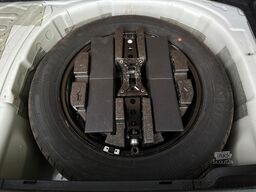 SKODA 1.0TSi Selection V.Cockpit Climatronic AHK LM16