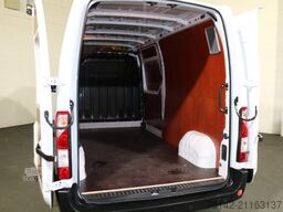 Renault Master T35 2.3 dCi 135pk L3 H2 Work Edition