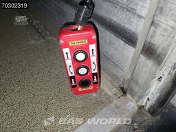 Volvo FM 330 6X2 Frigoblock FK25SL 2000kg Ladebordwan...