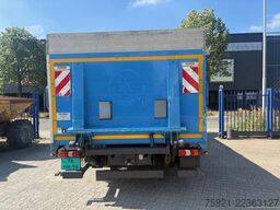 Mercedes-Benz Atego 1221
