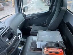 Mercedes-Benz 1327