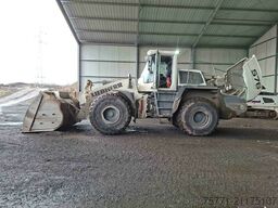 Liebherr L576 XPOWER ŁADOWARKA KOŁOWA