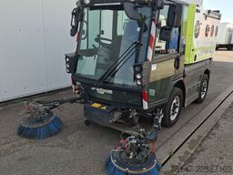 SCHMIDT SWINGO Compact 200+ Klima HD-Anlage 2 Besen