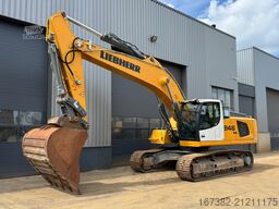 Liebherr R946 LC