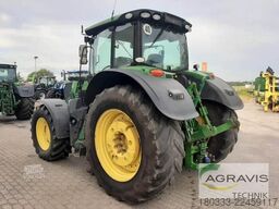 John Deere 6215 R