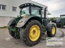 John Deere 6215 R
