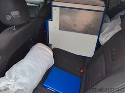 SKODA Octavia Combi Scout 4x4 Notarzteinsatzfahrzeug