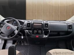 ROADCAR R 540 Fiat 115PS Markise,AHK,RFK,8fach bereift