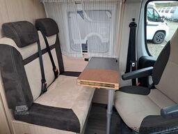 ROADCAR R 540 Fiat 115PS Markise,AHK,RFK,8fach bereift