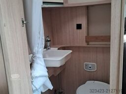 ROADCAR R 540 Fiat 115PS Markise,AHK,RFK,8fach bereift