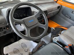 PIAGGIO Porter 1.3 Allrad 4x4 Kipper 1. Hand HU neu
