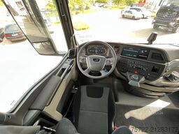 MAN TGX 33.520 6x4 BL PLATTFORM Epsilon Q150Z96