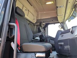 RENAULT T 440 13 LITER LOW MILEAGE