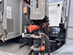 MERCEDES-BENZ Arocs 4 2643  6x4 Dreiseitenkipper mit Ladekran