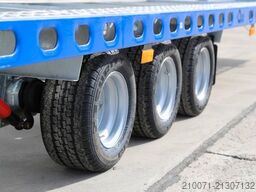BLYSS Autotransporter 655x205cm 3500kg zGG