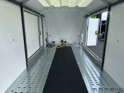 Brian James Race Sport Länge: 5,03 m / 3.000 kg / NEU