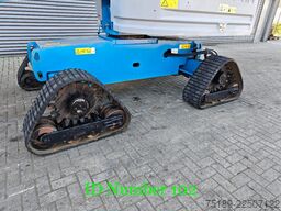 Genie S-45 Trax 4x4